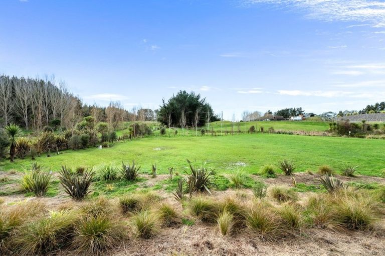 Photo of property in 22 Kristin Place, Manakau, Levin, 5573