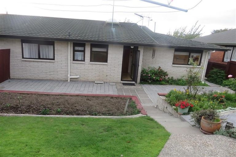 Photo of property in 1/75 Reynolds Road, Havelock North, 4130