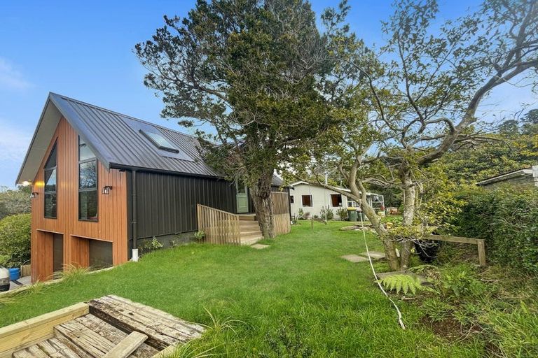 Photo of property in 42 Saxton Road, Upper Vogeltown, New Plymouth, 4371