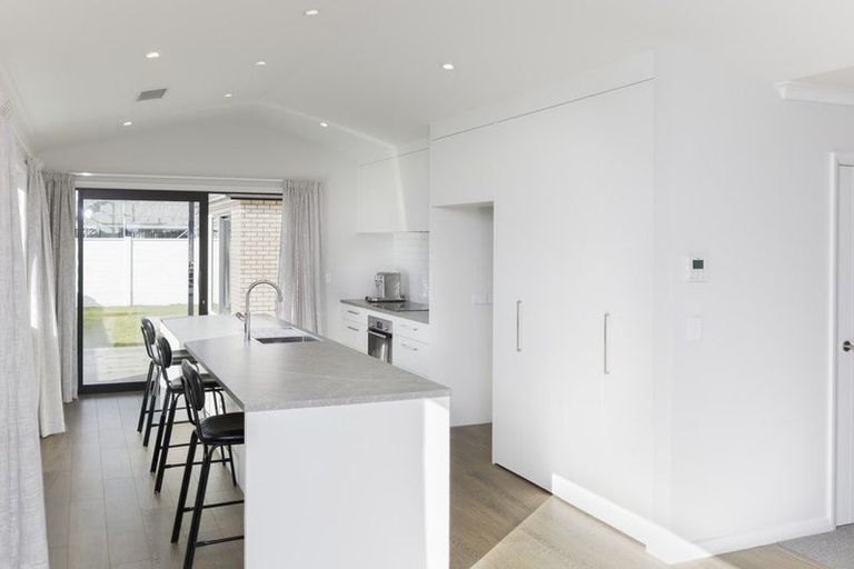 Photo of property in 12 Ruia Crescent, Cambridge, 3434
