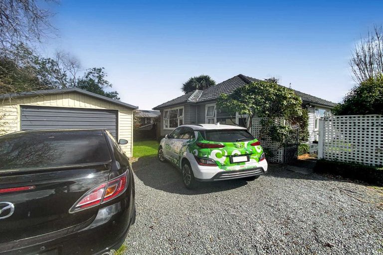 Photo of property in 162 Halswell Road, Hillmorton, Christchurch, 8025