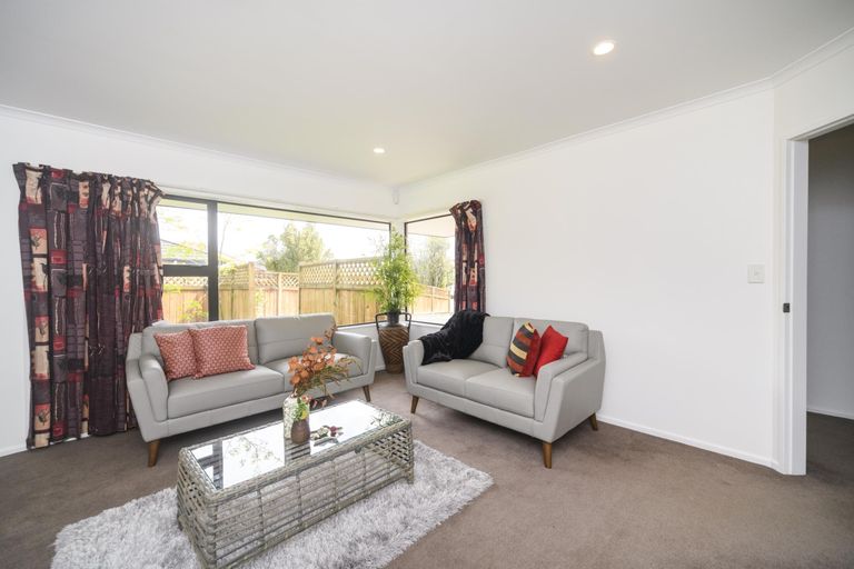 Photo of property in 9 Alpine Grove, Kelvin Grove, Palmerston North, 4414