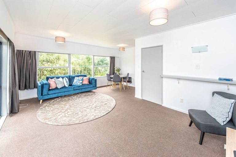 Photo of property in 73 Great North Road, Saint Johns Hill, Whanganui, 4501