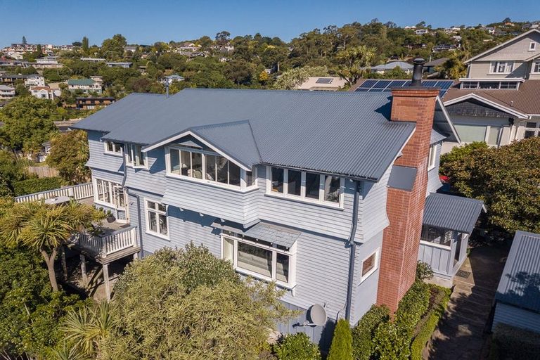 Photo of property in 7 Hackthorne Road, Cashmere, Christchurch, 8022