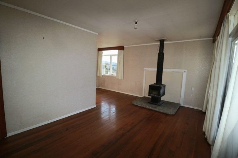 Photo of property in 69a George Street, Hikurangi, 0114