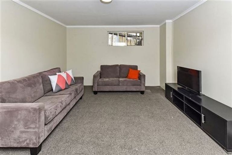 Photo of property in 61 Merriefield Avenue, Forrest Hill, Auckland, 0620