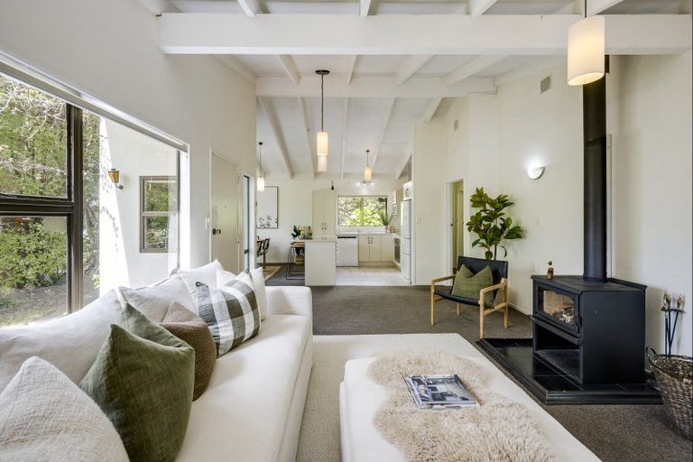 Photo of property in 34 James Cook Street, Havelock North, 4130