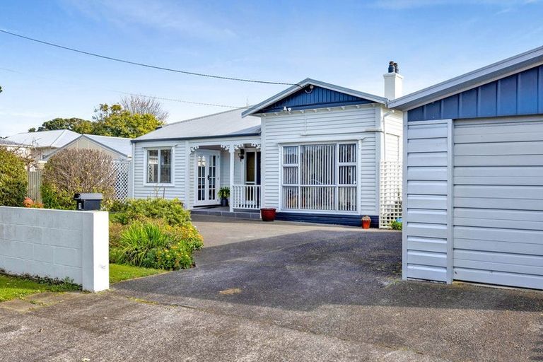Photo of property in 1 Morrissey Street, Hawera, 4610