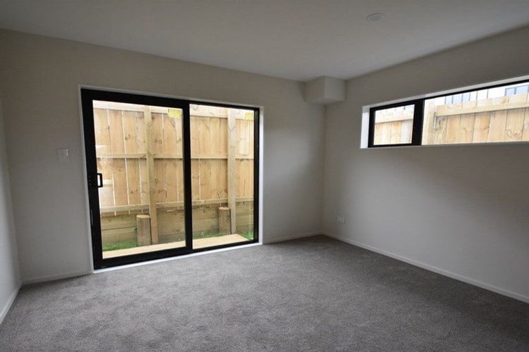 Photo of property in 39c Russell Road, Manurewa, Auckland, 2102