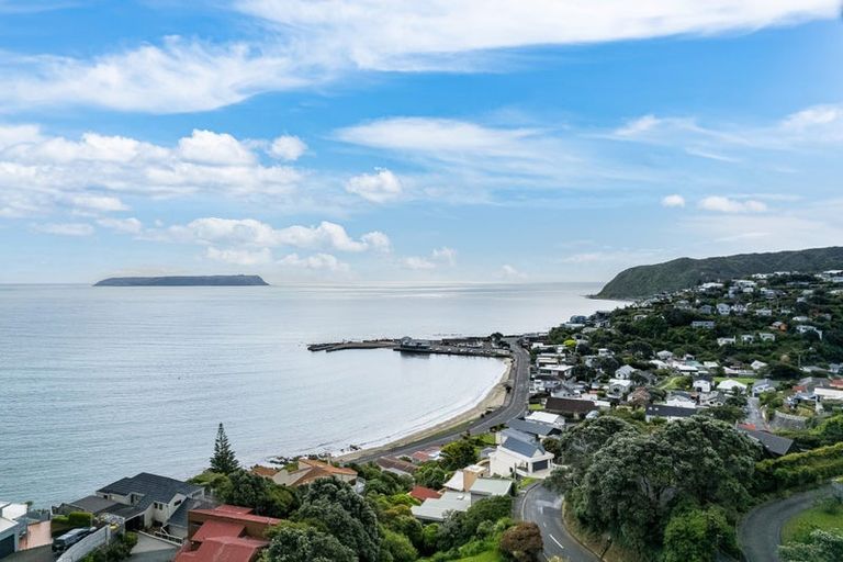 Photo of property in 120a Motuhara Road, Plimmerton, Porirua, 5026