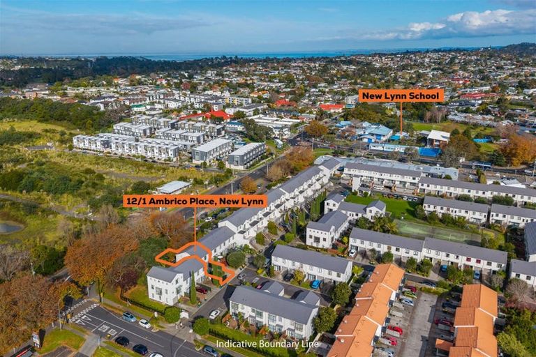 Photo of property in Tuscany Towers, 12/1 Ambrico Place, New Lynn, Auckland, 0600