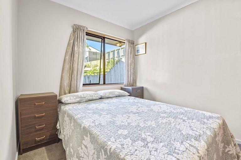 Photo of property in 4a Kestrel Heights, Arkles Bay, Whangaparaoa, 0932