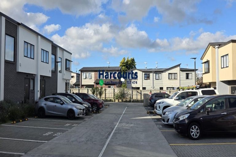 Photo of property in 11 Hari Place, Favona, Auckland, 2024