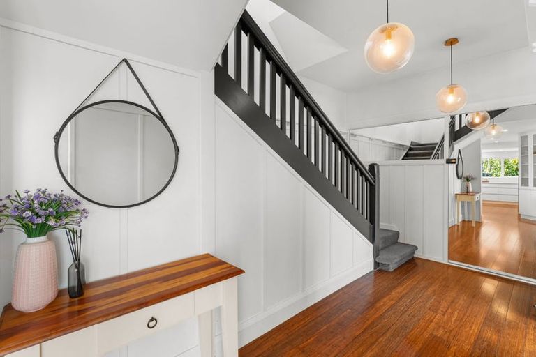 Photo of property in 16 Taylors Avenue, Bryndwr, Christchurch, 8052