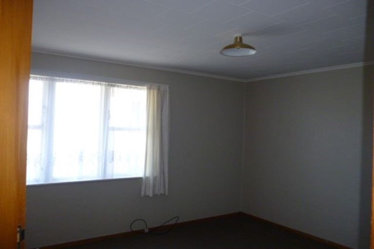 Photo of property in 1/19 Mangaroa Hill Road, Maoribank, Upper Hutt, 5018