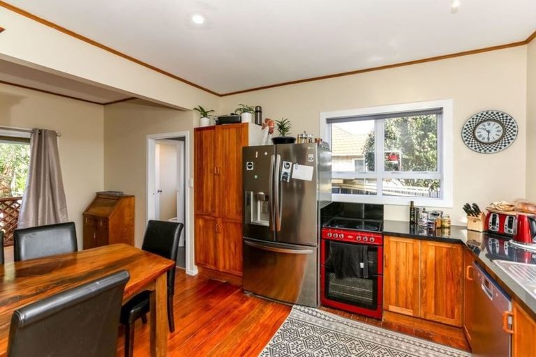 Photo of property in 16 Maranui Street, Welbourn, New Plymouth, 4310