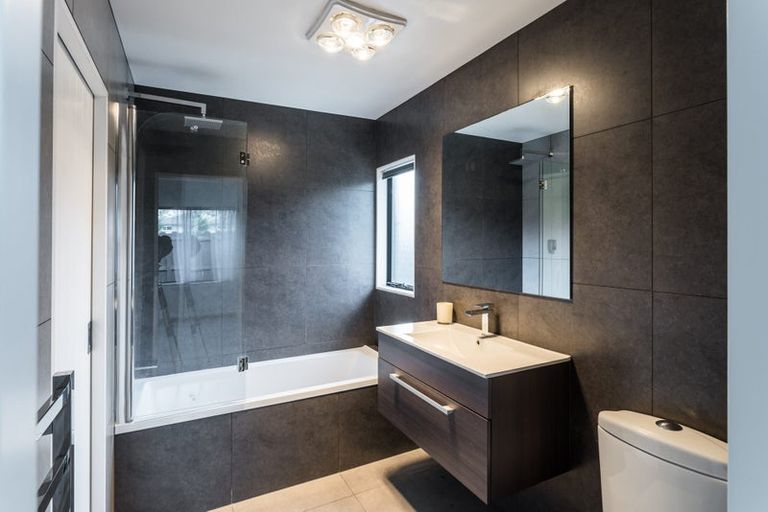 Photo of property in 78 Burswood Drive, Burswood, Auckland, 2013