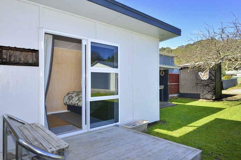 Photo of property in 73 Fortescue Street, Mahia, Nuhaka, 4198