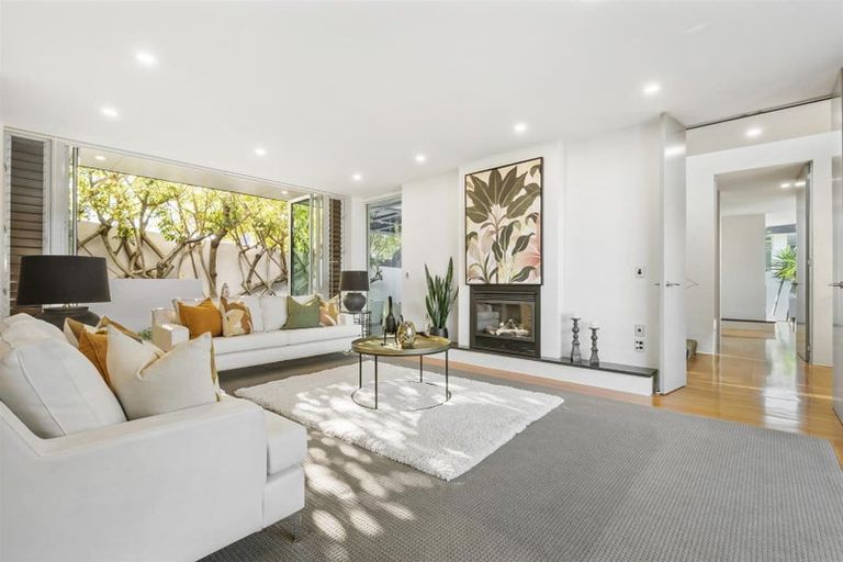 Photo of property in 22a Beach Road, Castor Bay, Auckland, 0620