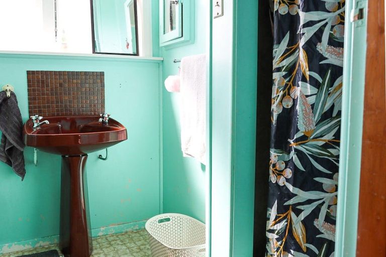 Photo of property in 11 Stanley Street, Dannevirke, 4930