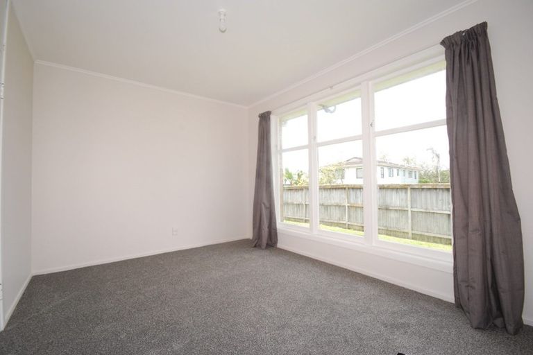 Photo of property in 1/25 Hamlin Road, Mount Wellington, Auckland, 1060