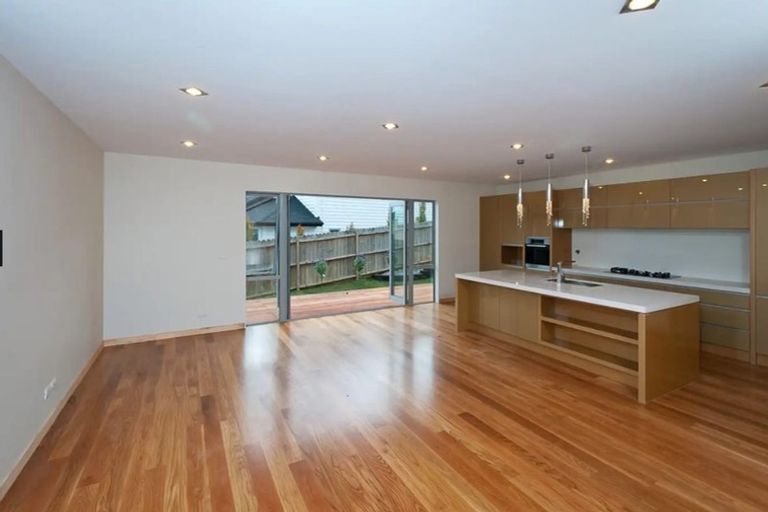 Photo of property in 13 Pin Oak Drive, Schnapper Rock, Auckland, 0632
