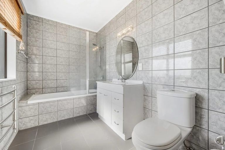 Photo of property in 169 Gills Road, Half Moon Bay, Auckland, 2014