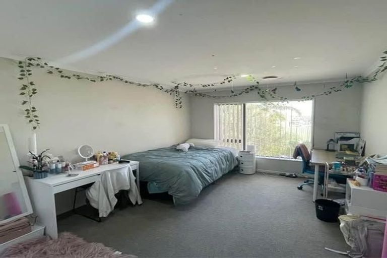 Photo of property in 14a Elliot Street, Howick, Auckland, 2014