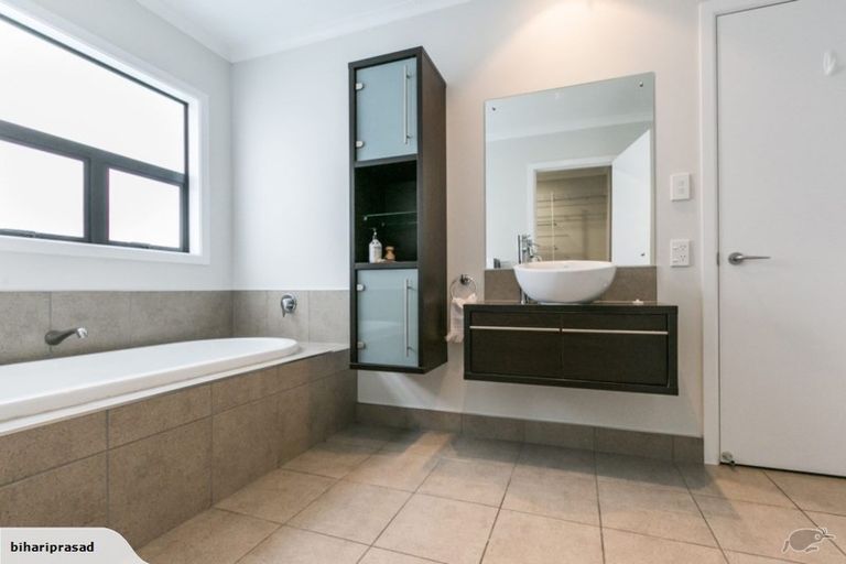 Photo of property in 137 Gloucester Street, Taradale, Napier, 4112