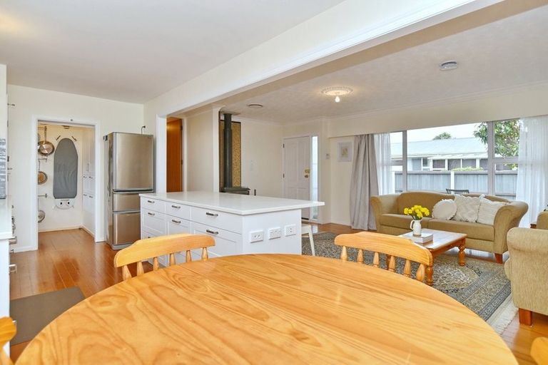 Photo of property in 28 Barrowclough Street, Hoon Hay, Christchurch, 8025