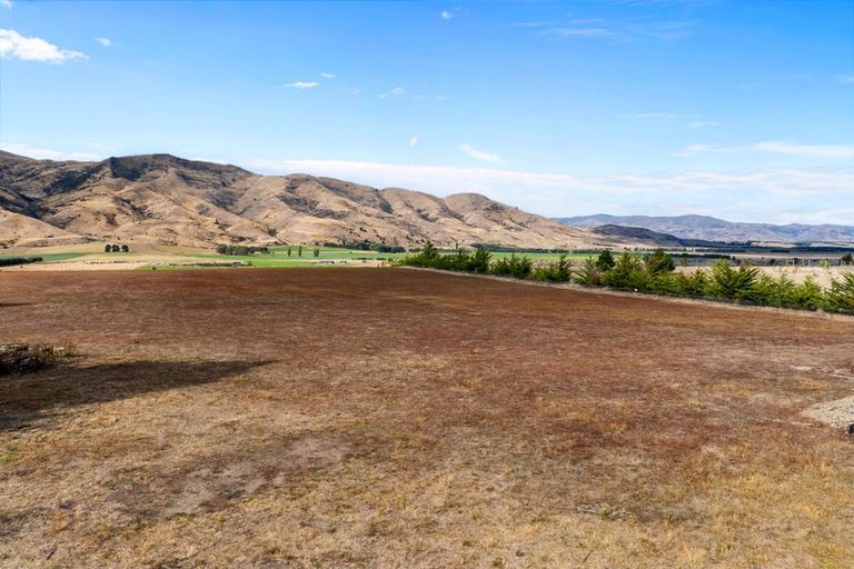 Photo of property in 8b Queensberry Terrace, Queensberry, Cromwell, 9383