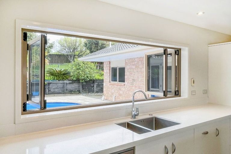 Photo of property in 15 Astrolabe Place, Gulf Harbour, Whangaparaoa, 0930