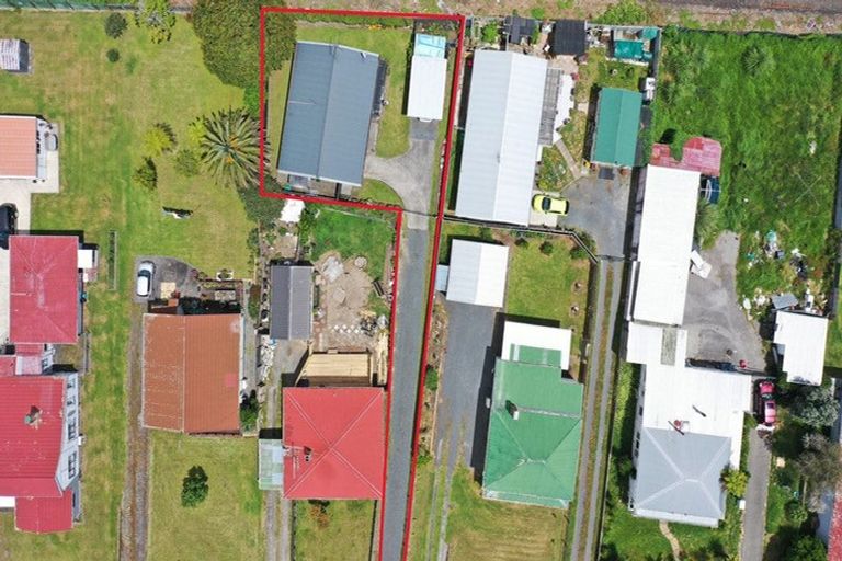 Photo of property in 135 Hakanoa Street, Huntly, 3700