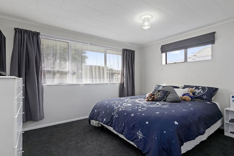 Photo of property in 12 William Booth Grove, Trentham, Upper Hutt, 5018