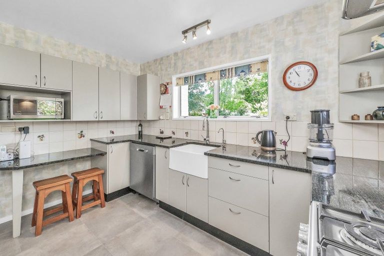 Photo of property in 30 Oakden Drive, Darfield, 7510