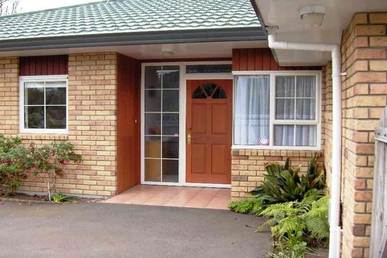 Photo of property in 17 Elizabeth Street, Waikanae, 5036