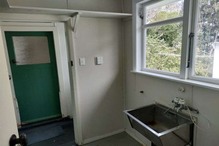 Photo of property in 23 Churchill Crescent, Tawhero, Whanganui, 4501