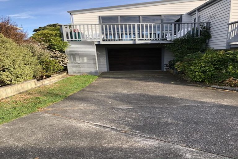 Photo of property in 45 Mana View Road, Paremata, Porirua, 5026
