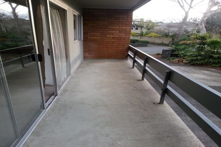 Photo of property in 1/34b Harley Close, Hauraki, Auckland, 0622