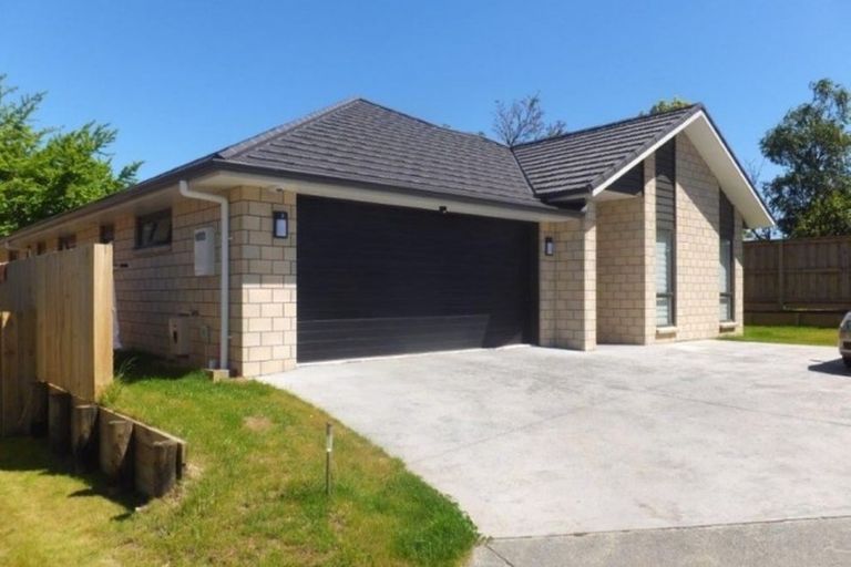 Photo of property in 8 Northbrook Glen, Flagstaff, Hamilton, 3210