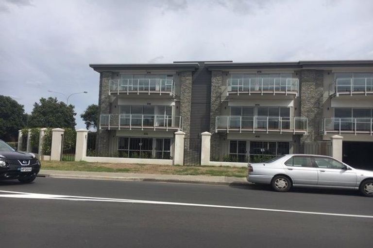 Photo of property in 311/252 Centreway Road, Orewa, 0931