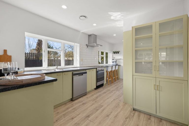 Photo of property in 27 Barclay Place, Burwood, Christchurch, 8061