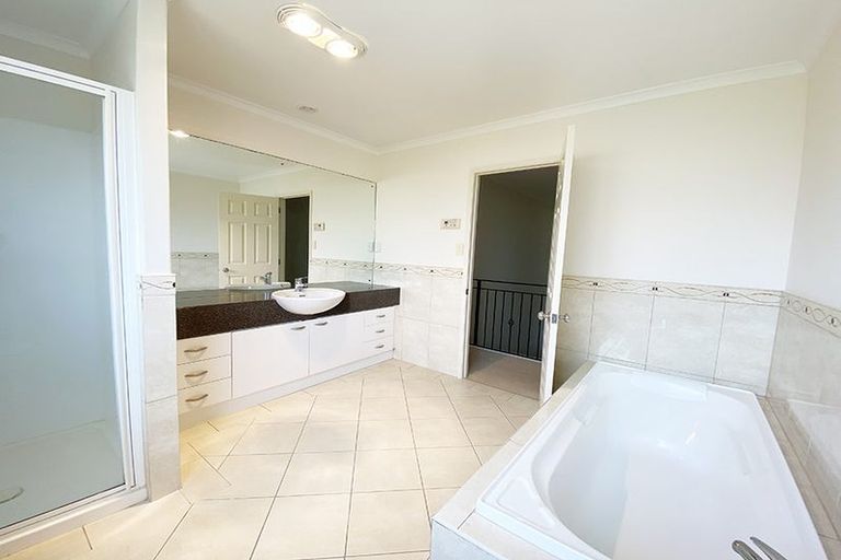Photo of property in 19 Banville Road, East Tamaki, Auckland, 2016