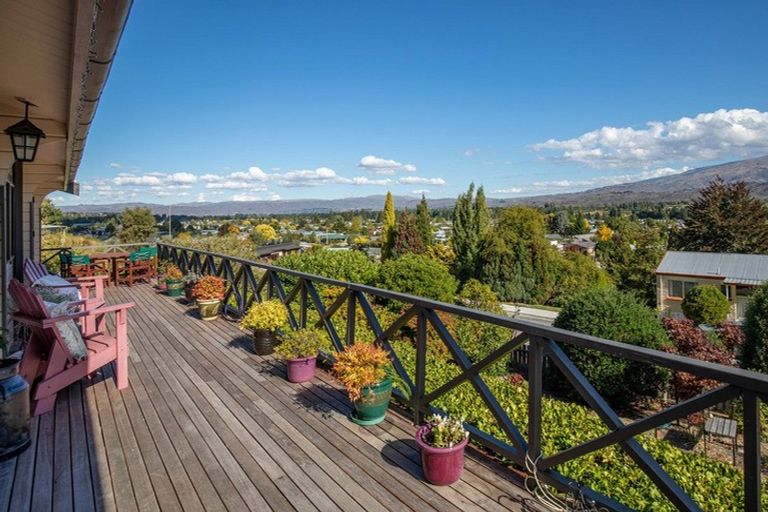 Photo of property in 26 Shields Street, Clyde, 9330