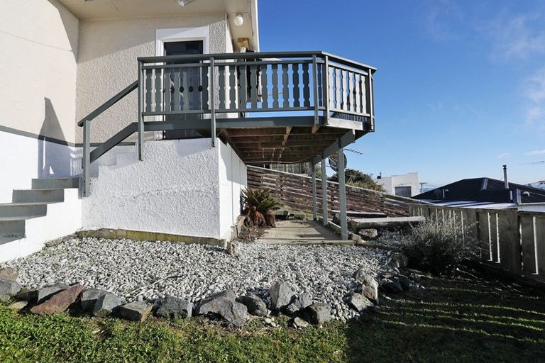 Photo of property in 10 Raymond Street, Bluff, 9814