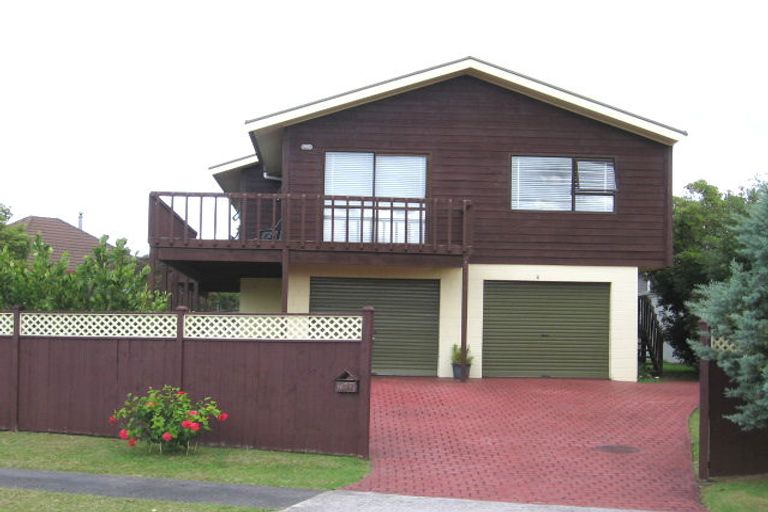 Photo of property in 3 Renoir Street, West Harbour, Auckland, 0618