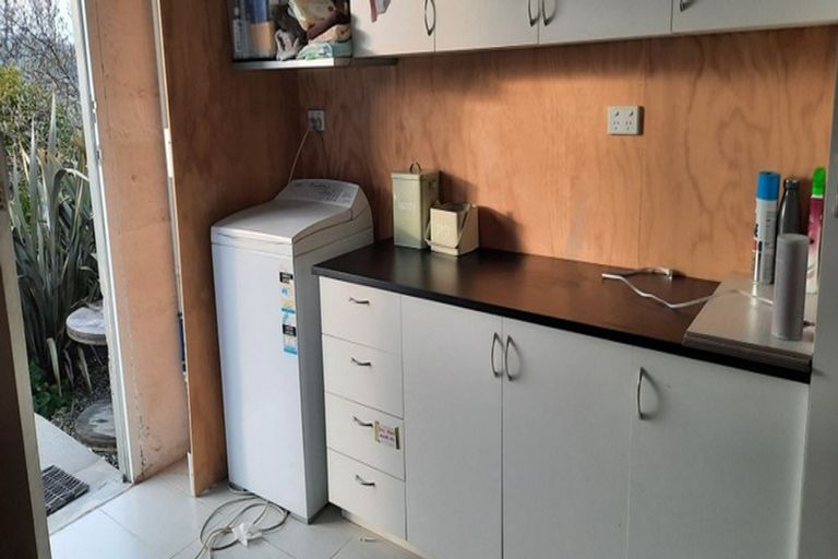 Photo of property in 11 Seymour Street, Gore, 9710