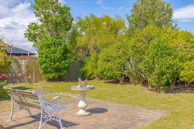 Photo of property in 48 Thatcher Street, Castlecliff, Whanganui, 4501