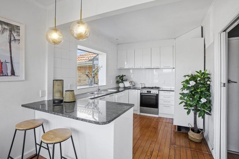 Photo of property in 1/1 Picton Street, Howick, Auckland, 2014