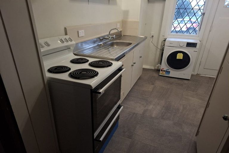 Photo of property in 3/4 Kitchener Street, Claudelands, Hamilton, 3214